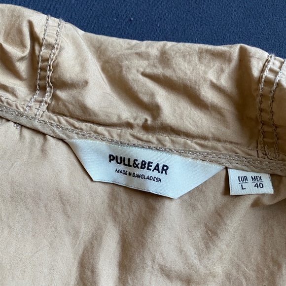 Pull&bear tan lightweight jacket in mens size L - Picture 4 of 4